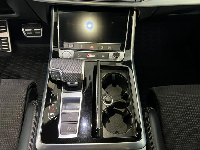 AUDI Q8 45 TDI quattro tiptronic Sport S-LINE