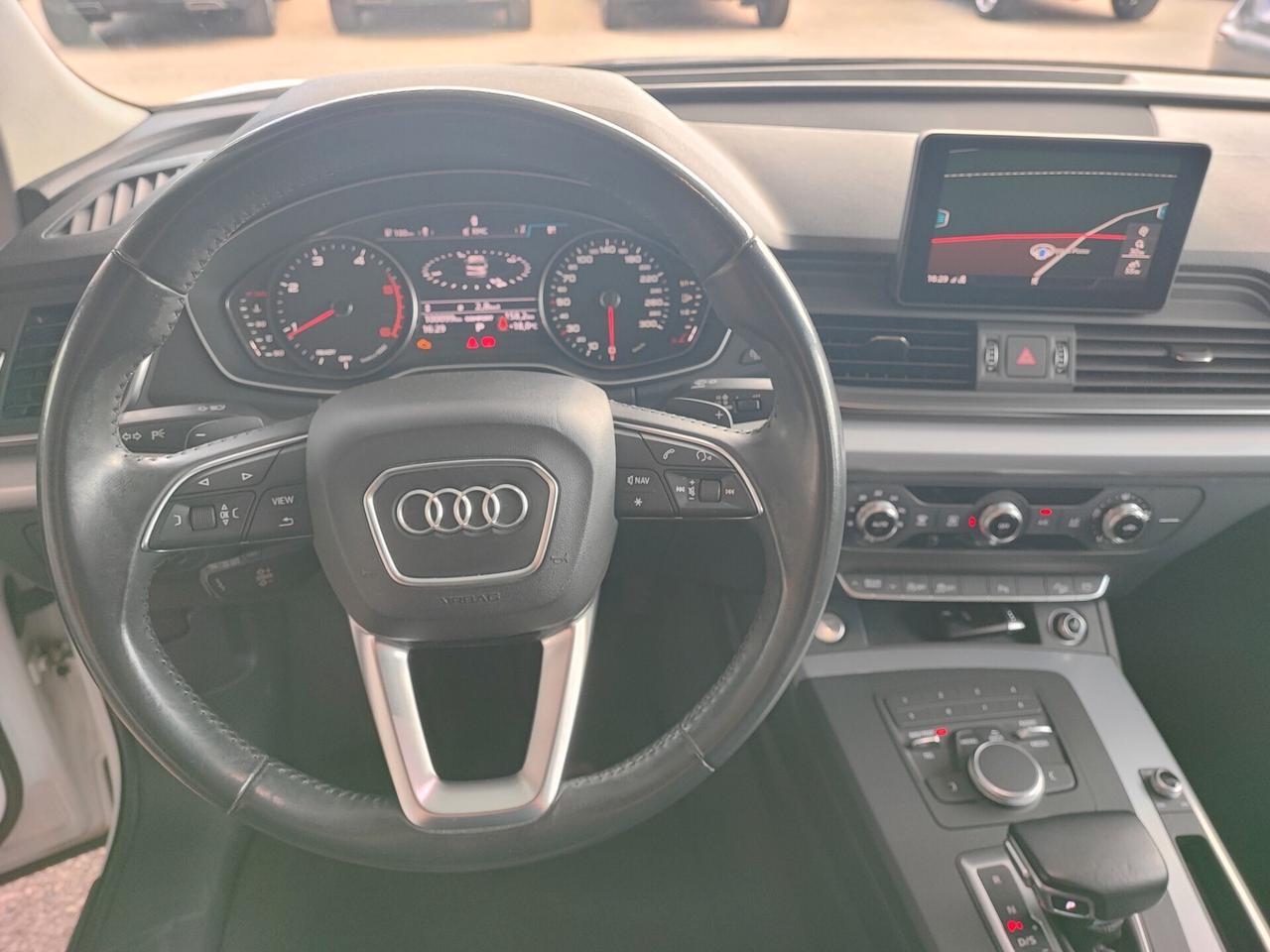 Audi Q5 40 TDI quattro S tronic Business Sport