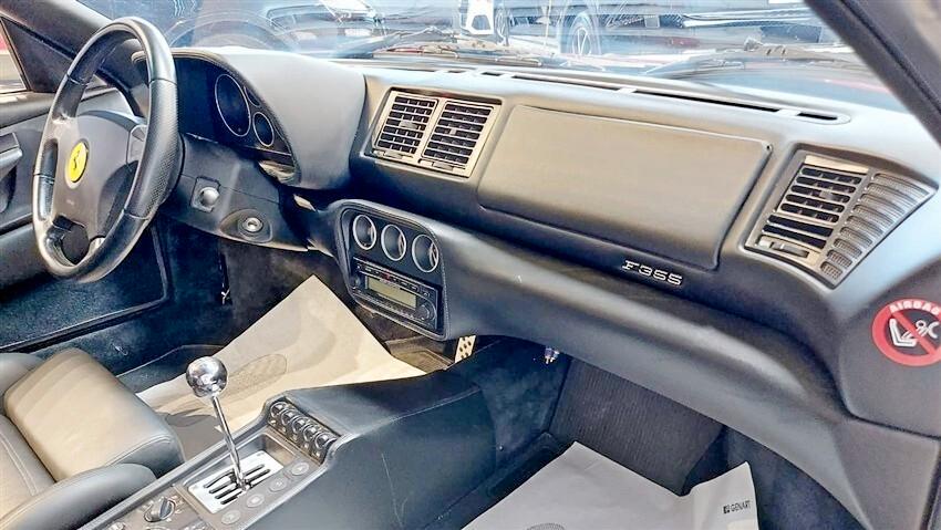 Ferrari F355 berlinetta