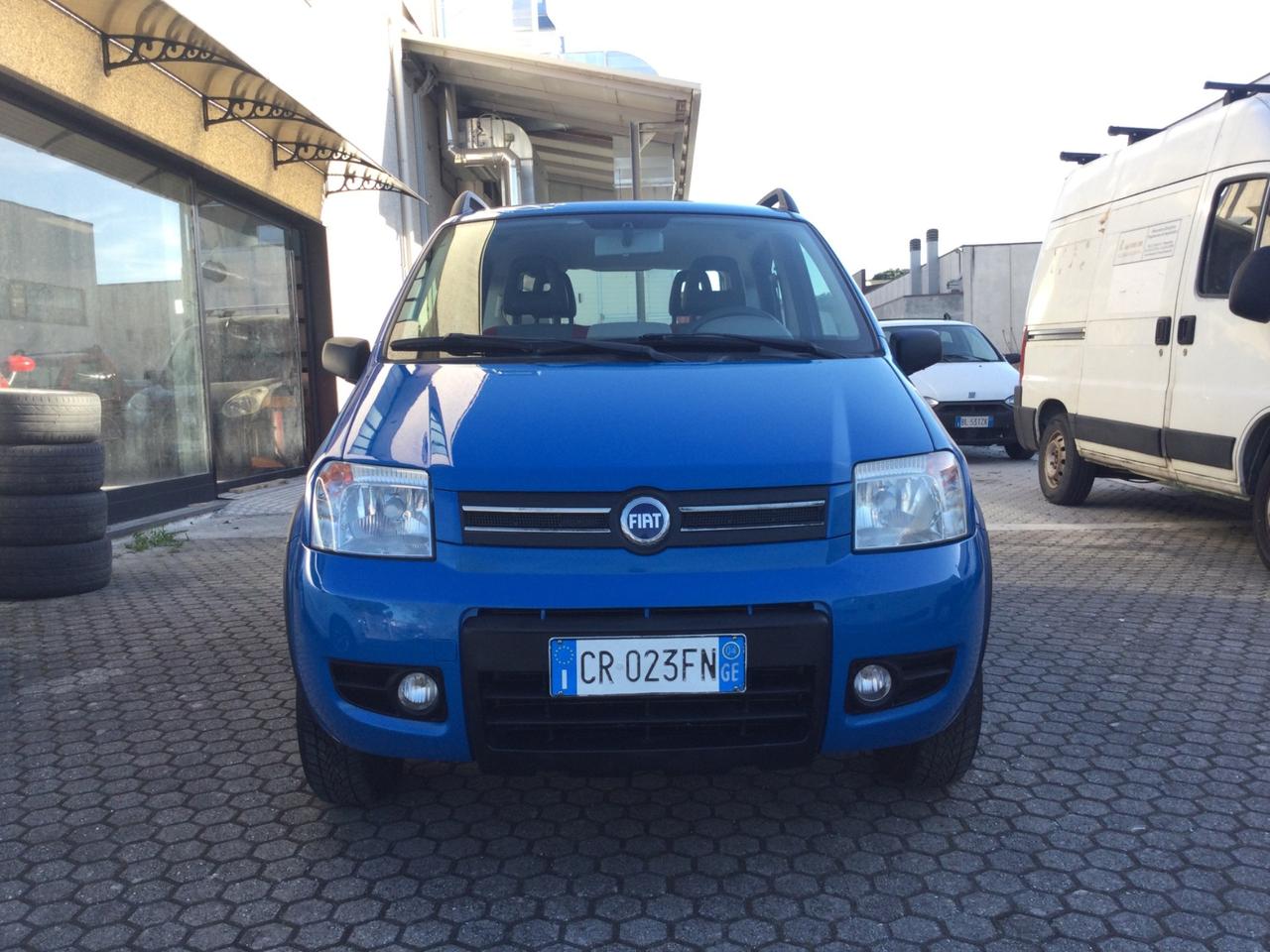 Fiat Panda 1.2 4x4 Climbing gancio traino