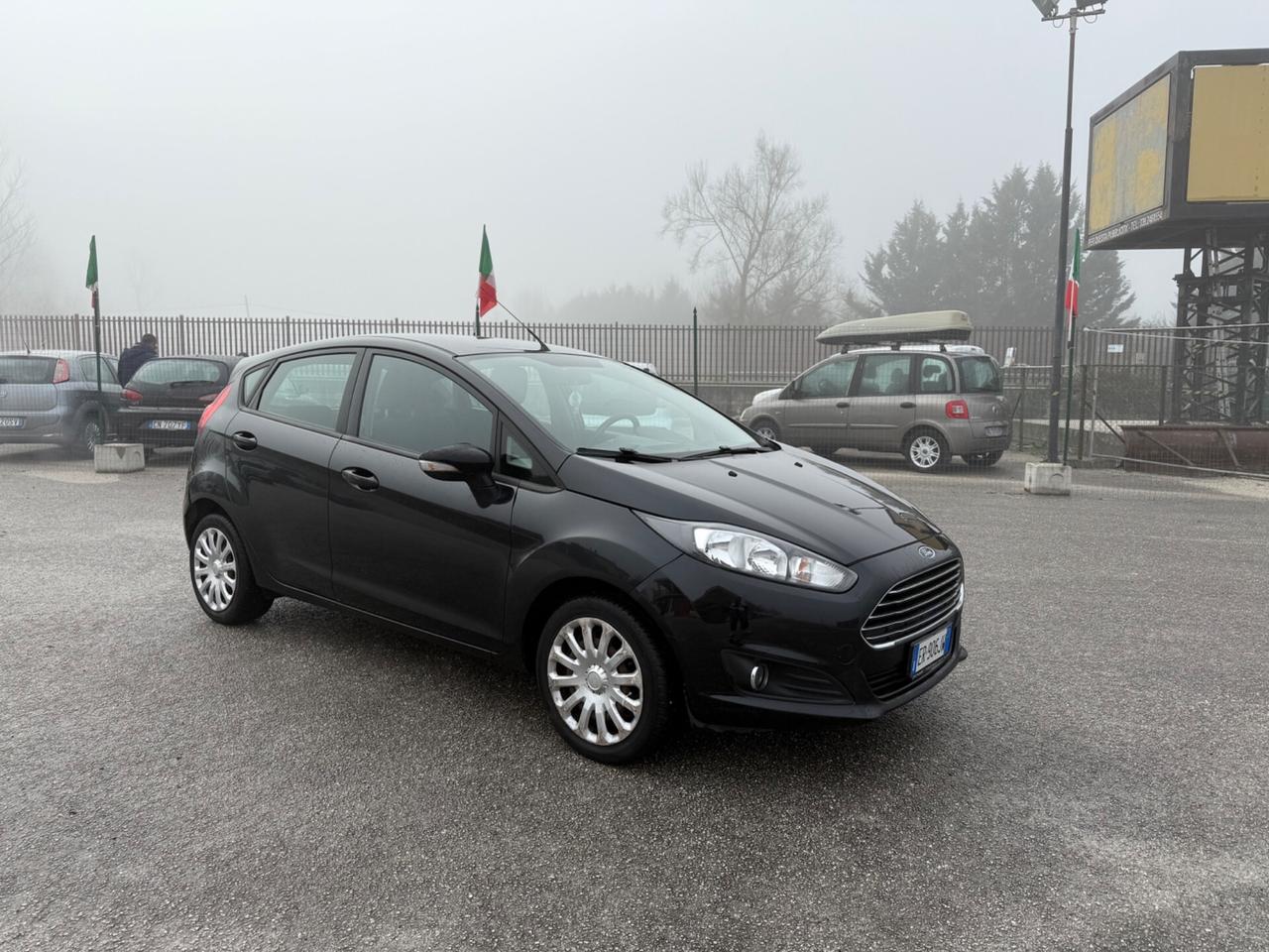 Ford Fiesta 1.4 5 porte Bz.- GPL