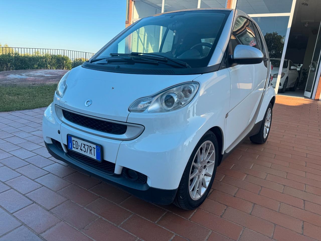 Smart ForTwo 1000 52 kW coupé pure