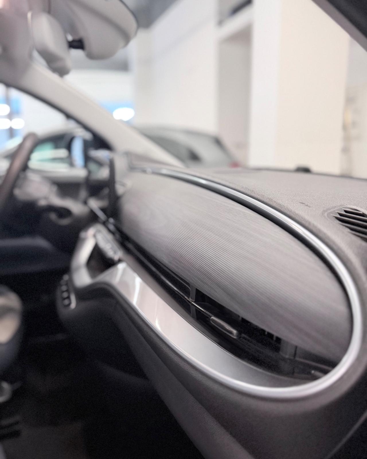 Fiat 500 500e Berlina 42 kWh La Prima