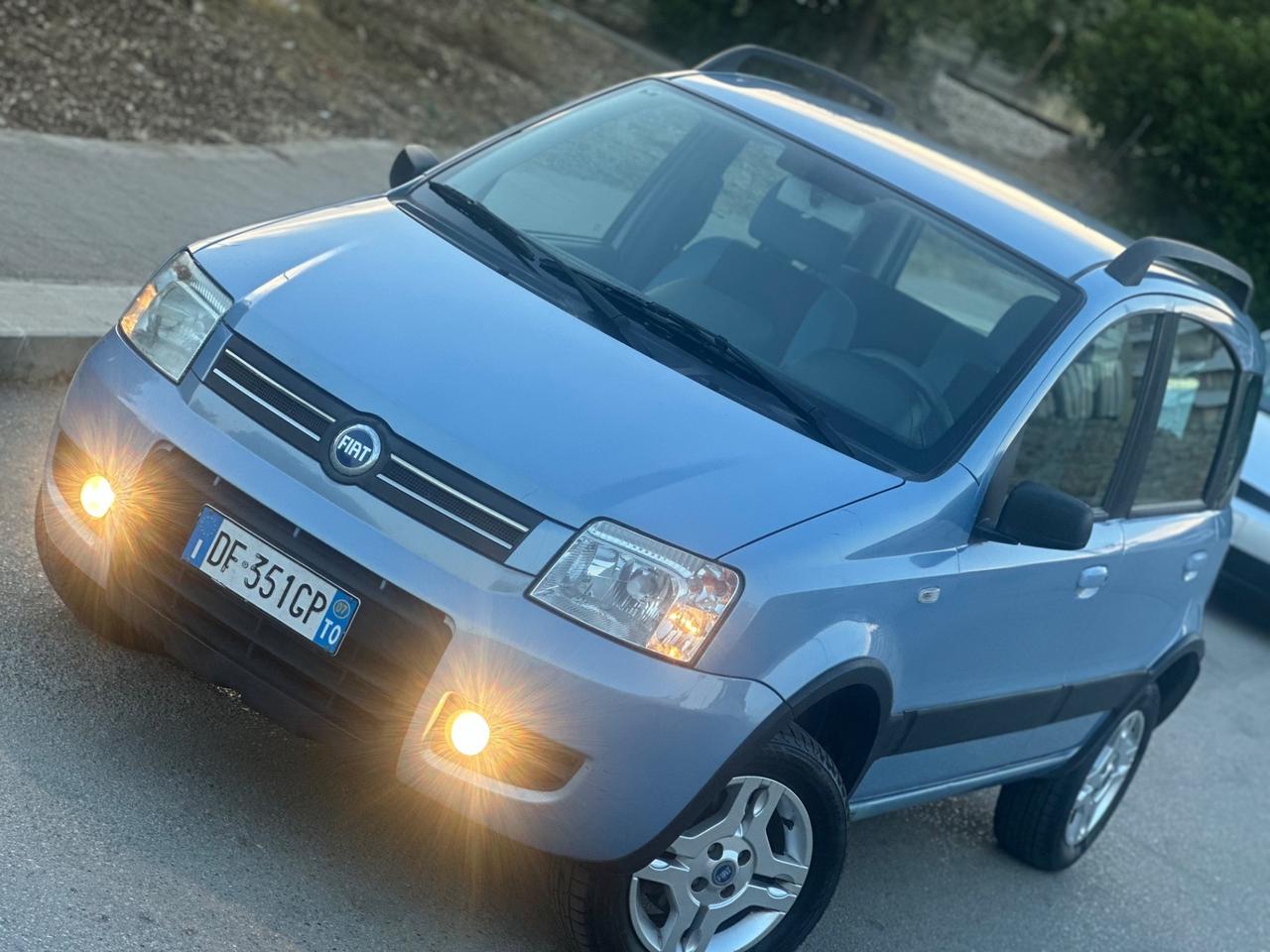 Fiat PANDA 1.3 MJT DIESEL 4x4 - SOLO 110 MILA KM
