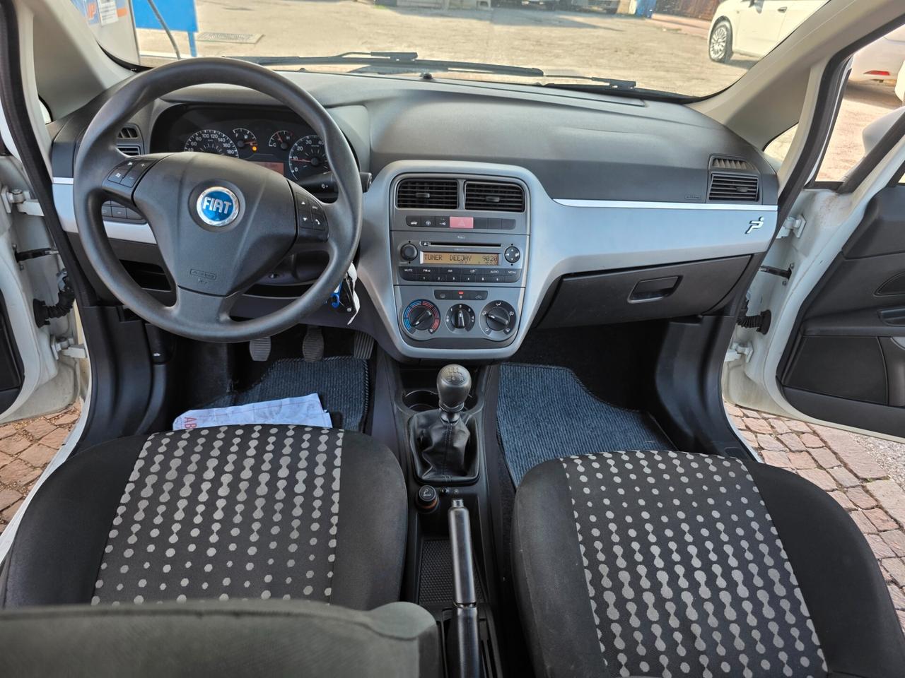 Fiat Grande Punto 1.2 5 porte con 182.000km Neopatentati ok