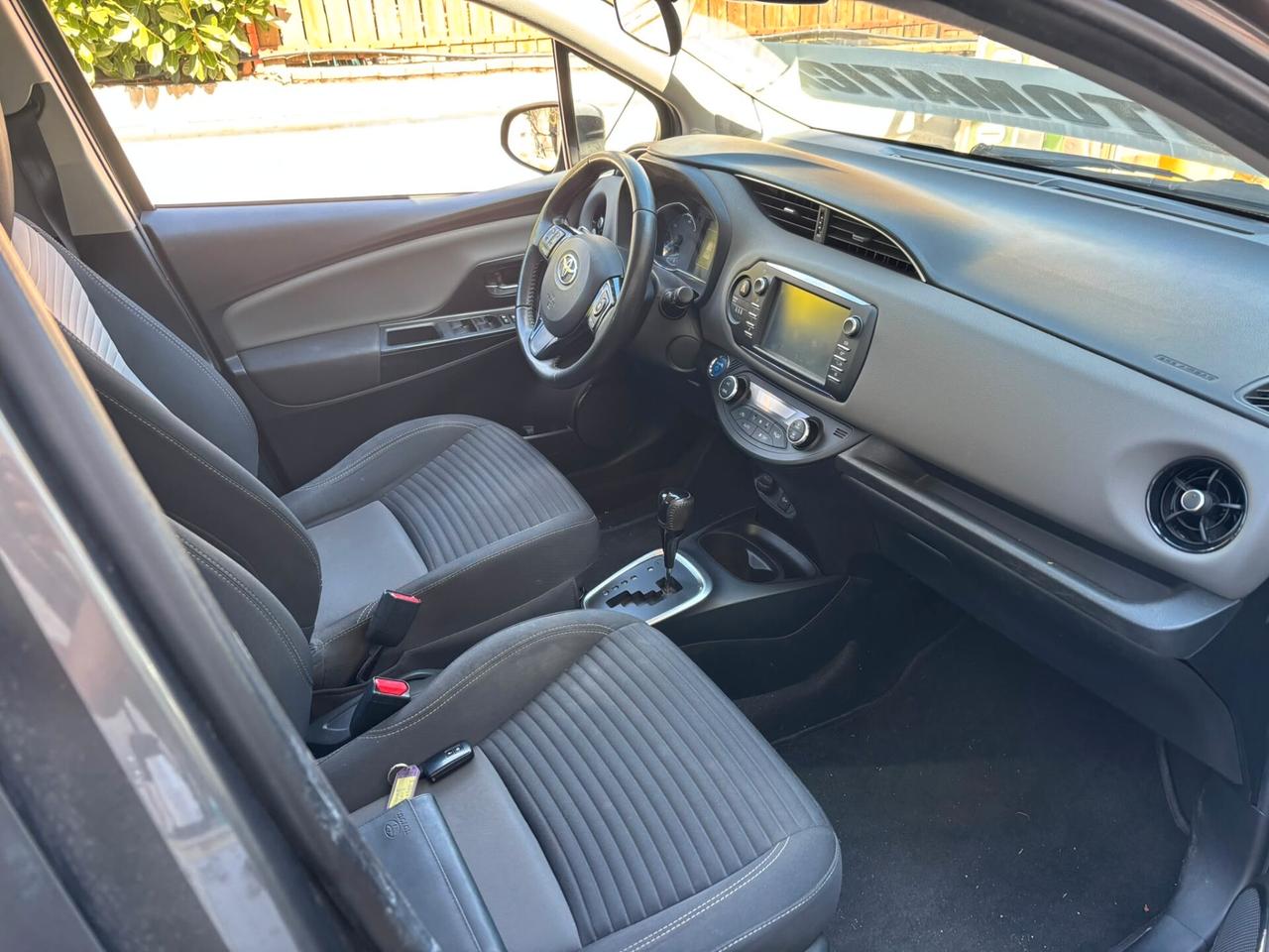 Toyota Yaris 1.5 Hybrid 5 porte Active