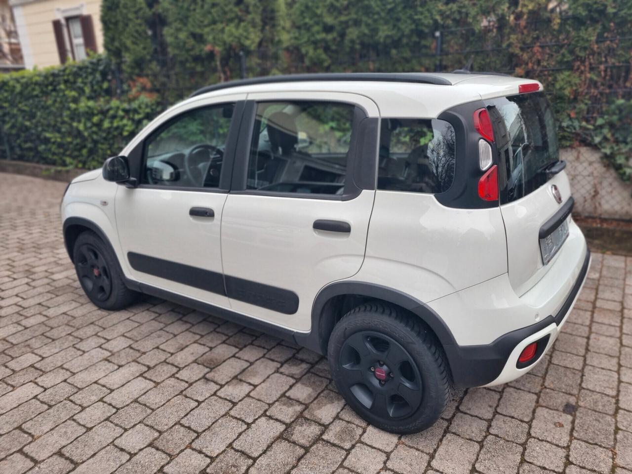Fiat Panda cross Hybrid city anno 2021 km 46000