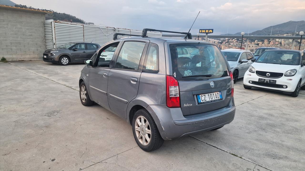 Fiat Idea 1.9 Multijet Emotion