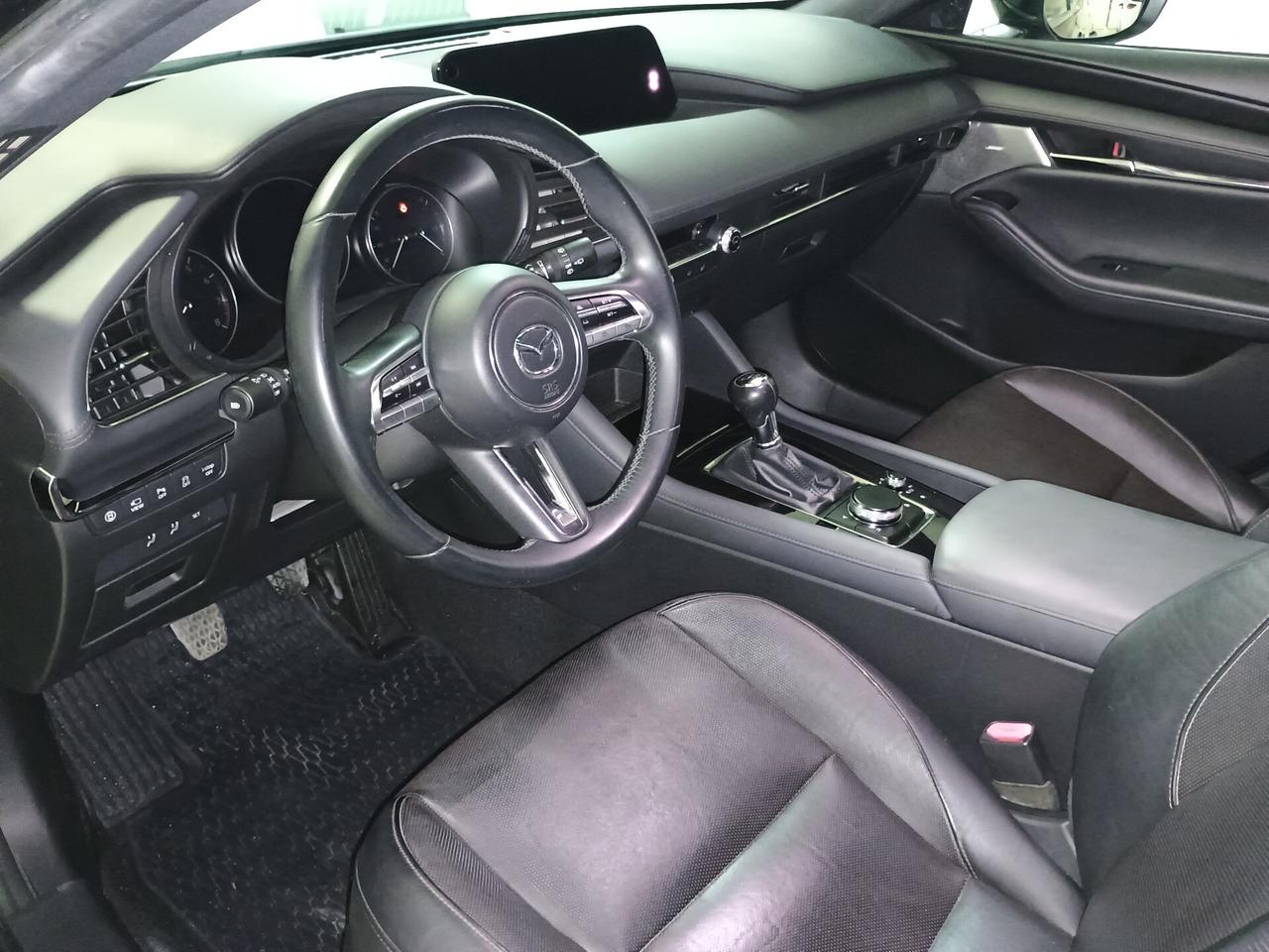 Mazda 3 Mazda3 2.0L e-Skyactiv-G M Hybrid Exclusive