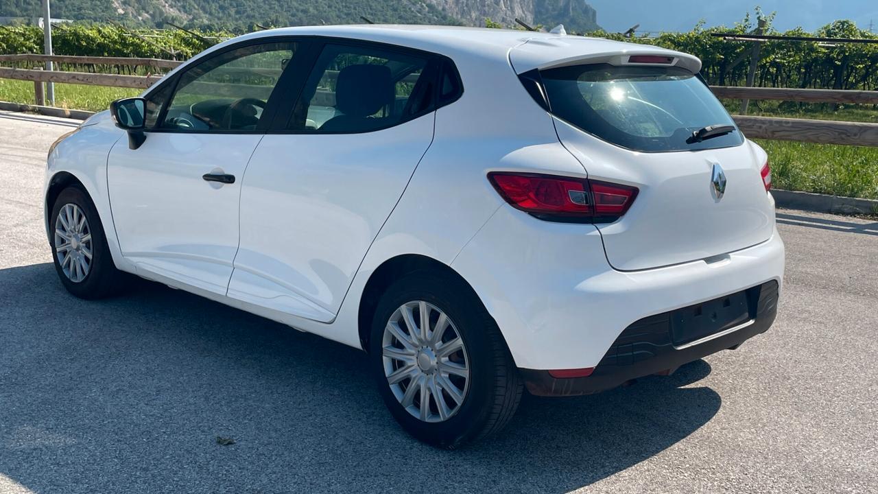 RENAULT CLIO 1.2 BENZINA 5 PORTE - 2016