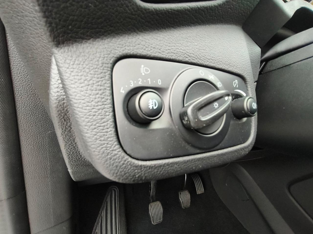 Ford Kuga 1.5 TDCI 120 CV S&S 2WD ST-Line