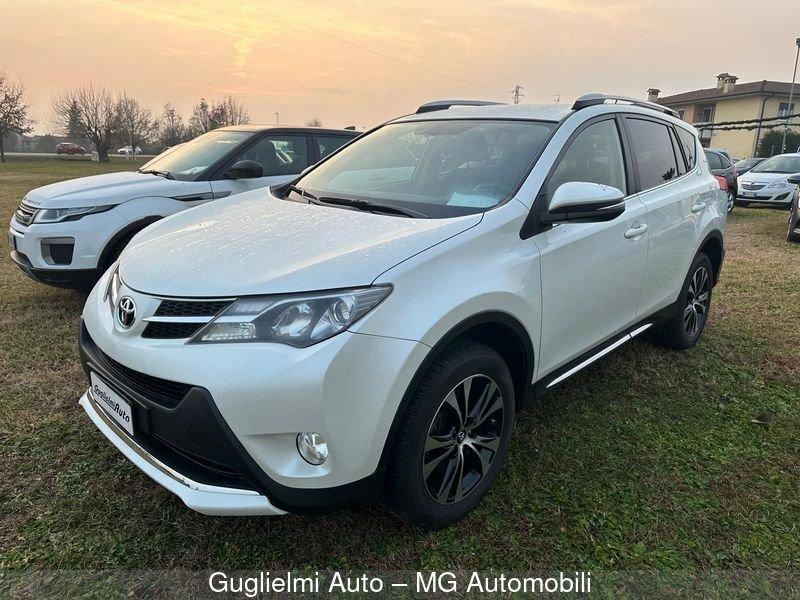 Toyota RAV4 2.0 D-4D 2WD Style White Edition