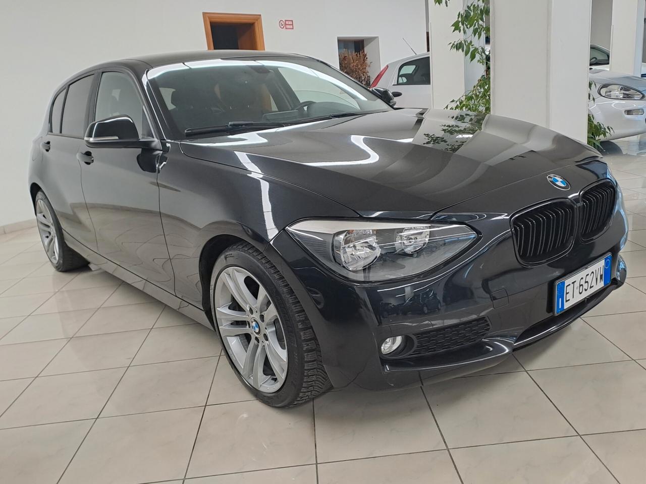 Bmw 116 116d 5p. Urban
