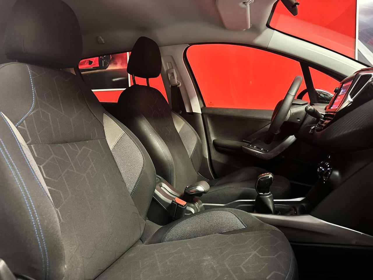 Peugeot 2008 1.2 BENZINA 82 ALLURE