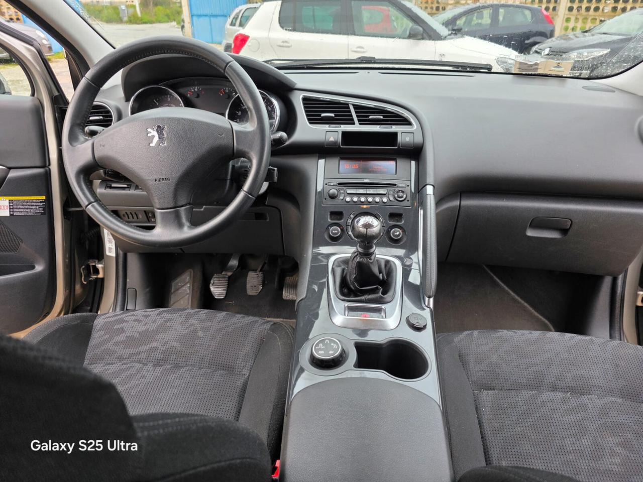 Peugeot 3008 1.6 HDi 110CV Business 116.000km