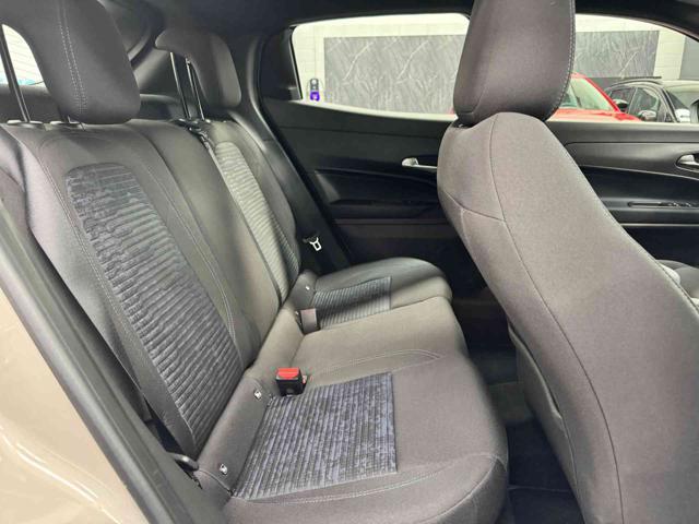 ALFA ROMEO Junior 1.2 136 CV Hybrid eDCT6