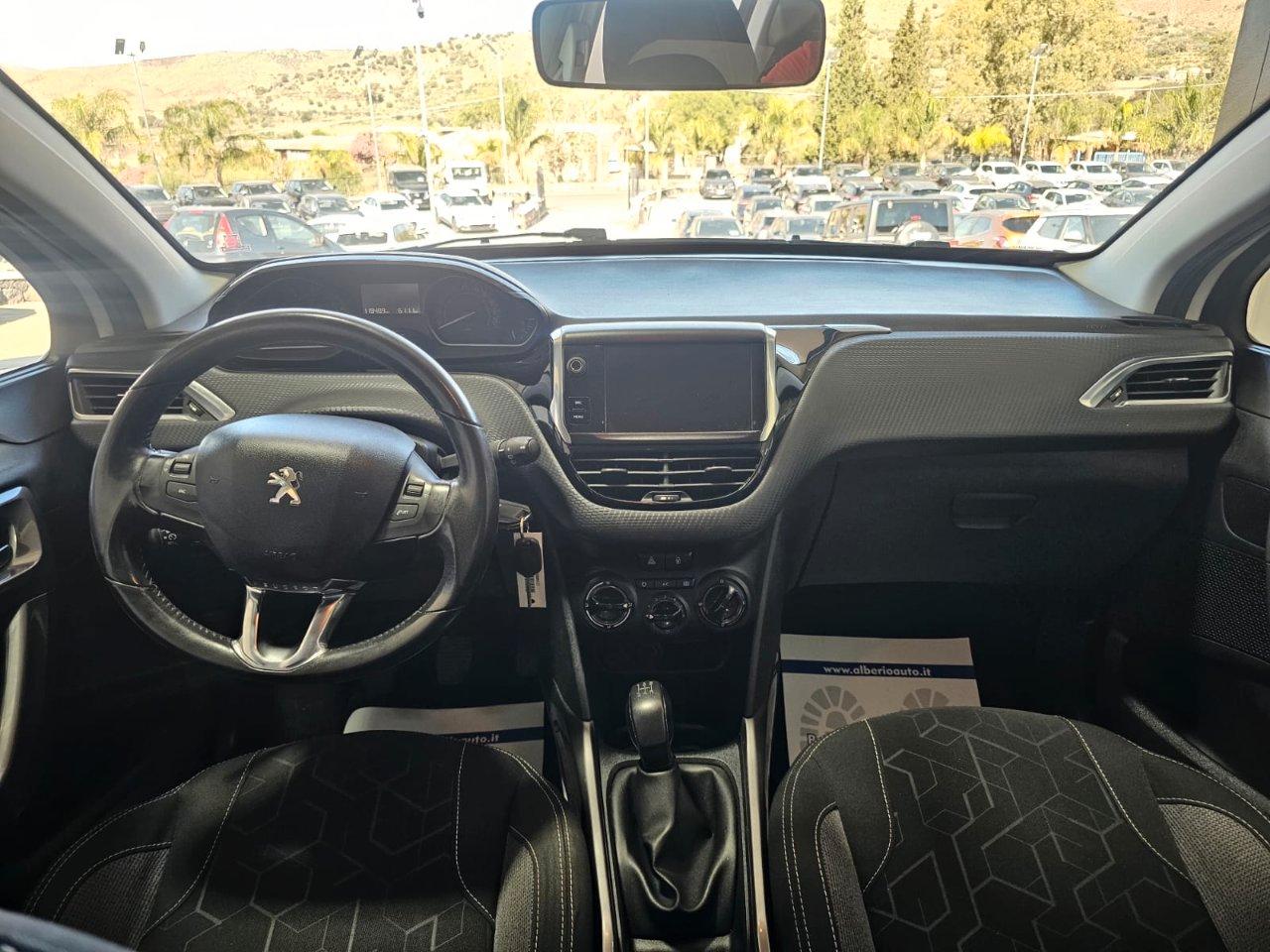 Peugeot 2008 2008 1.6 bluehdi Active 100cv my16