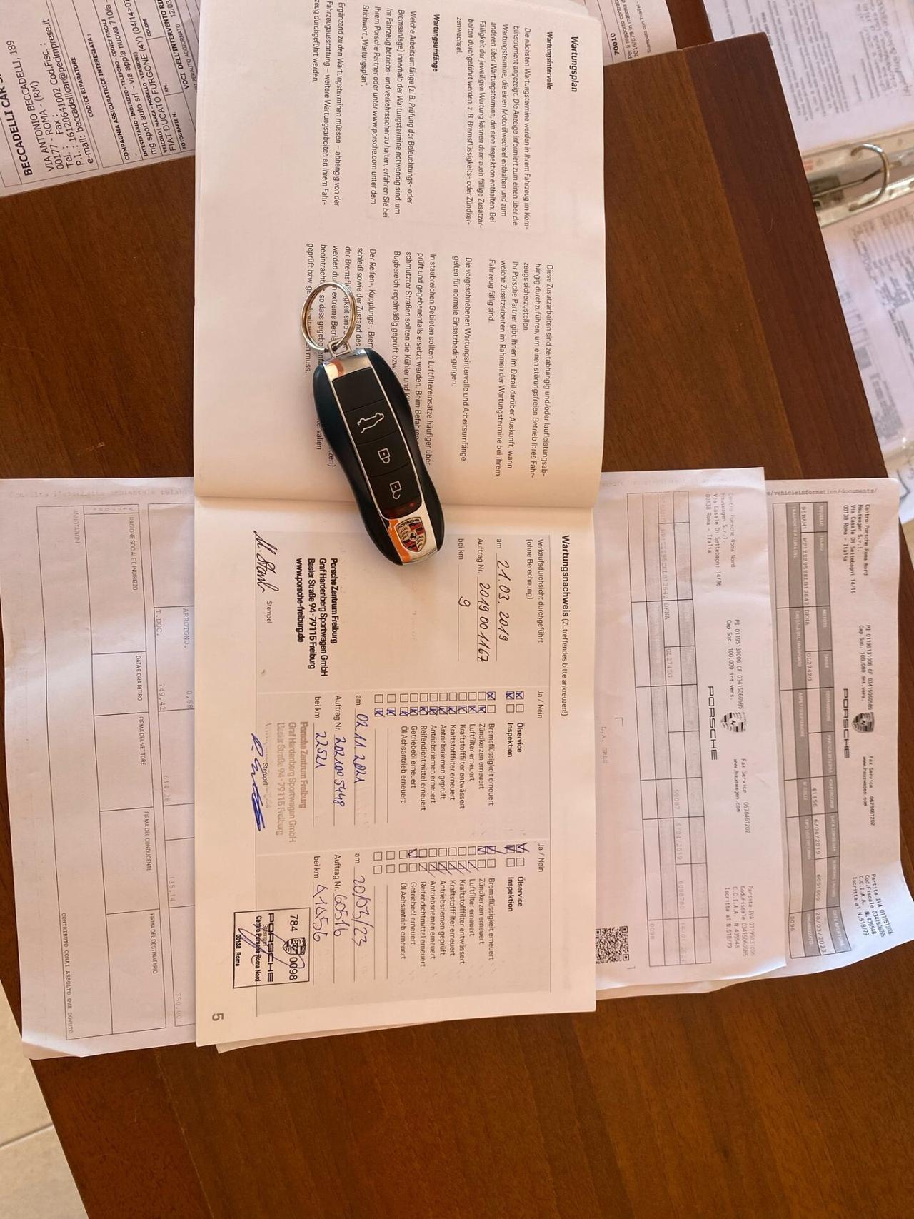 Porsche Macan 2.0 CERCHI DA 21"- PREZZO REALE -P CONSEGNA