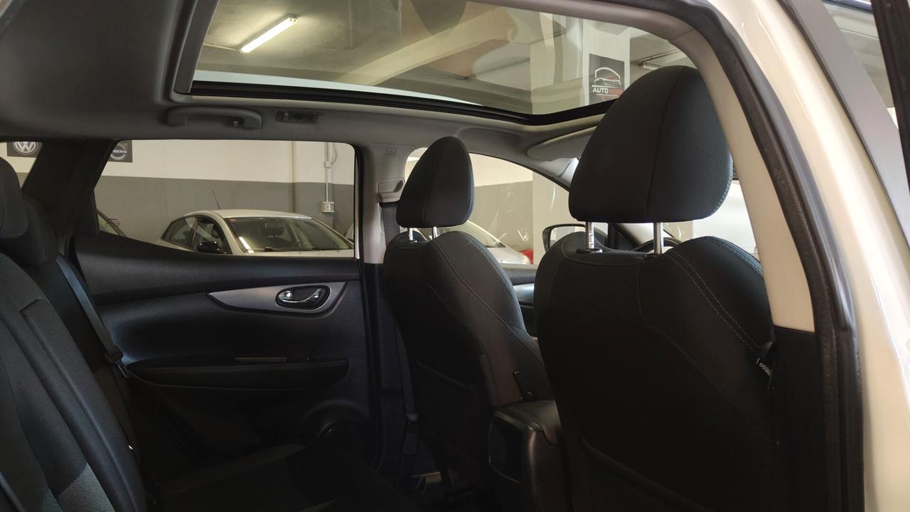 Nissan Qashqai 1.3 DIG-T 160 CV DCT Tekna Dynamic Standard
