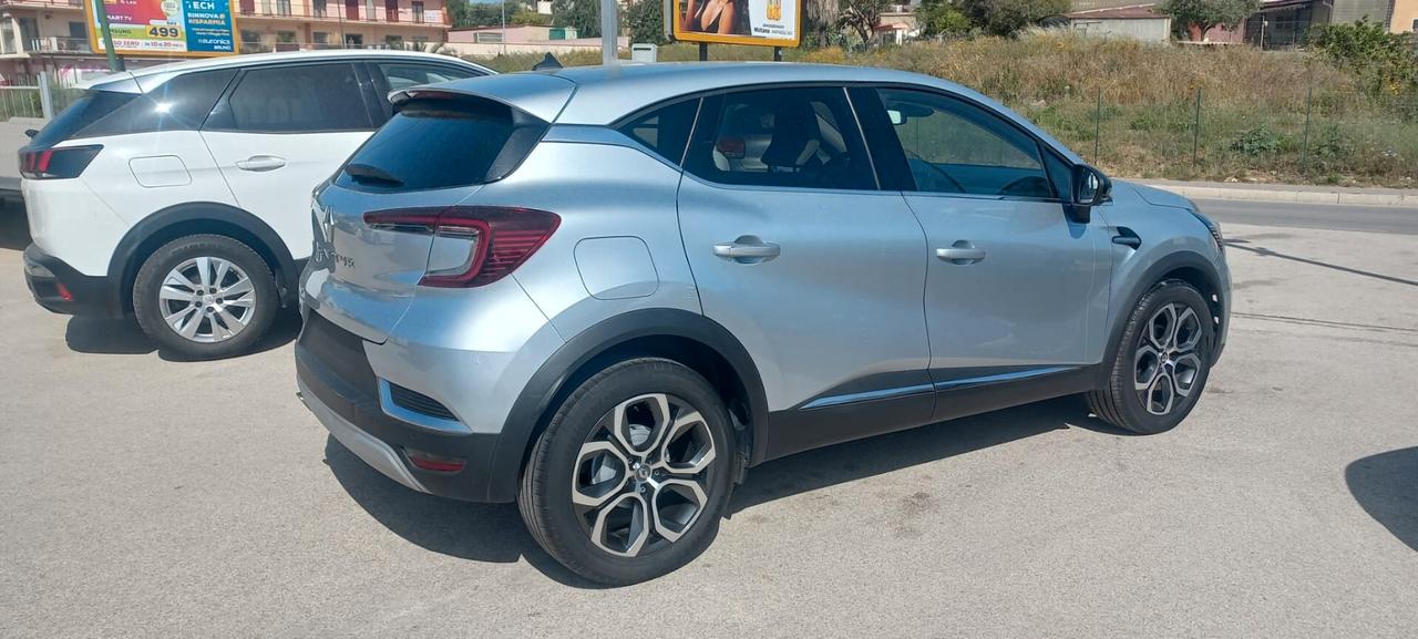 Renault Captur TCe 12V 90 CV Intens