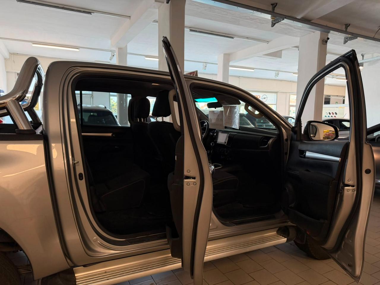 Toyota Hilux 2.4 D-4D 4WD 4 porte Double Cab Executive