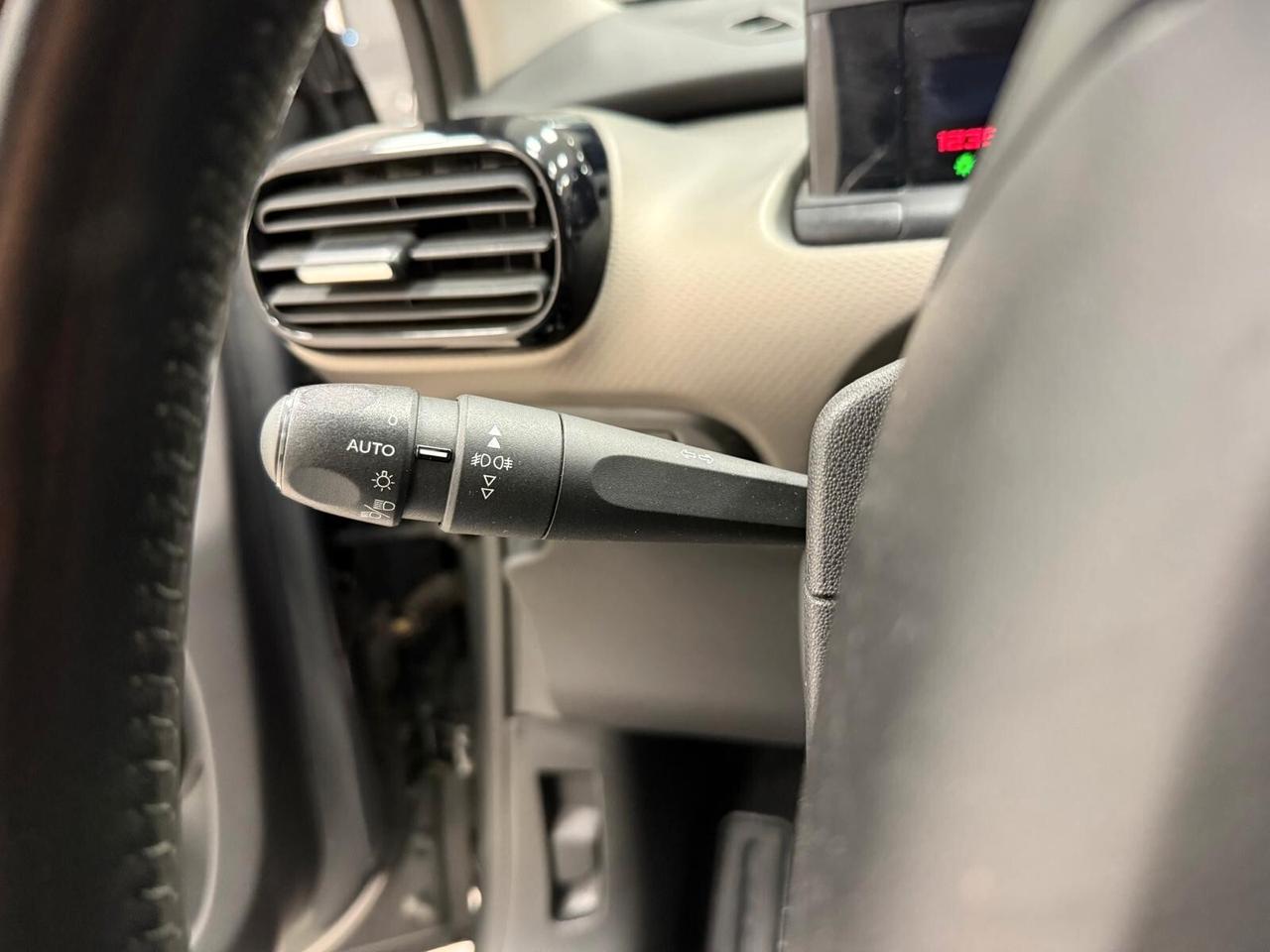 Citroen C4 Cactus Shine 82 cv