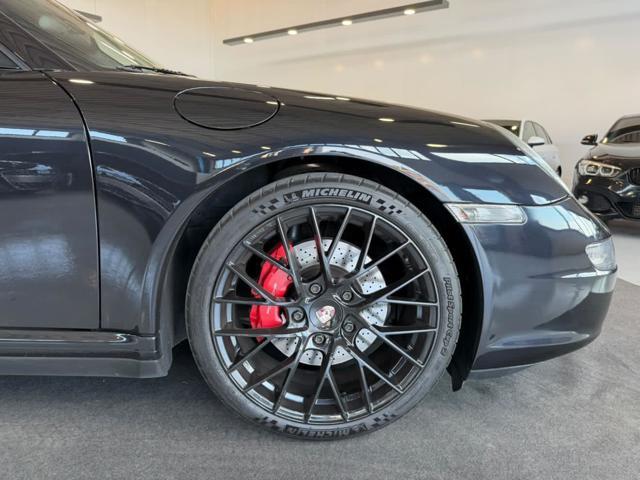 PORSCHE 911 Carrera 4S Coupé