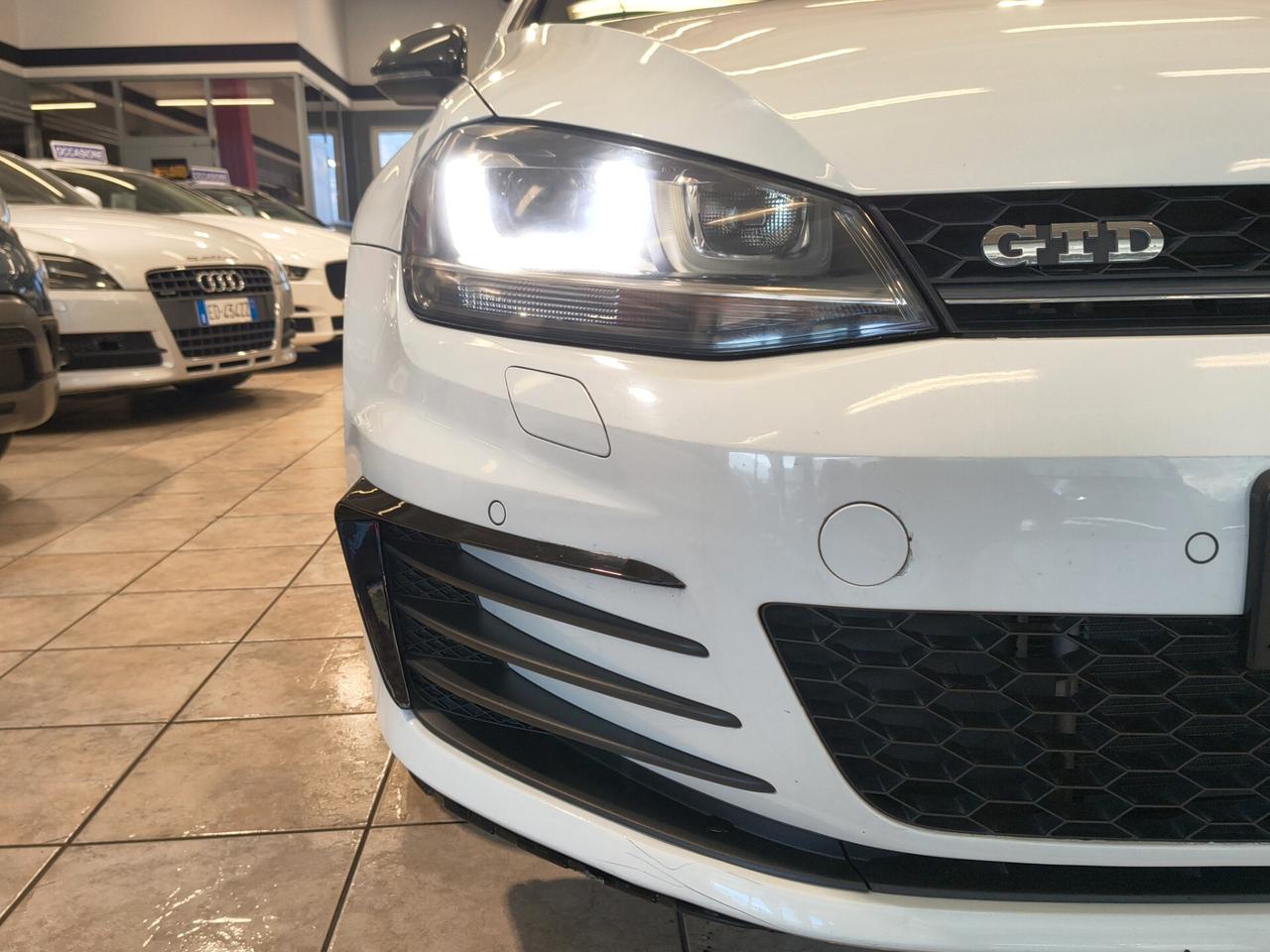 Volkswagen Golf GTD 2.0 TDI 3p. BlueMotion Technology