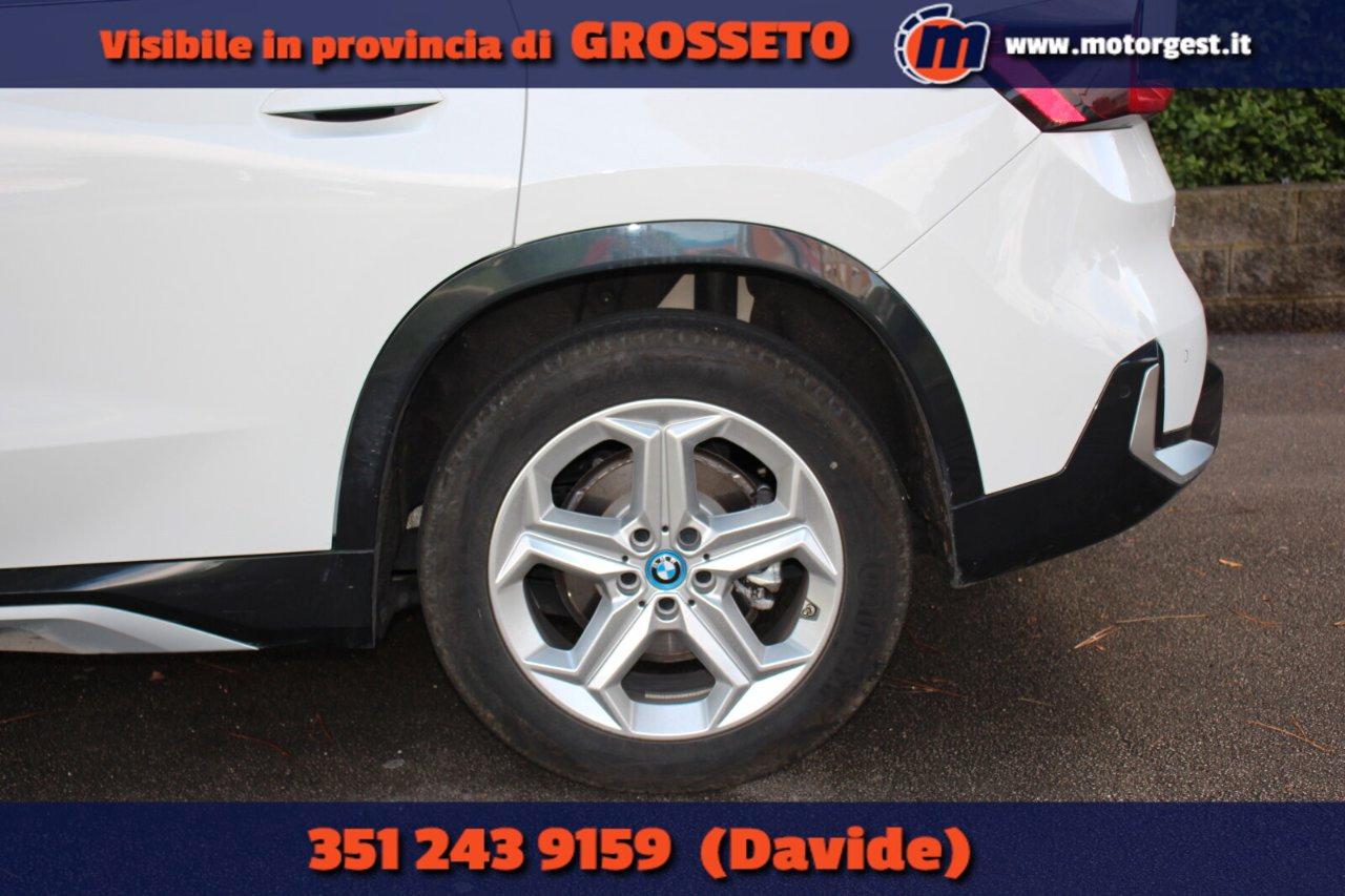 BMW iX1 edrive 20 X-Line
