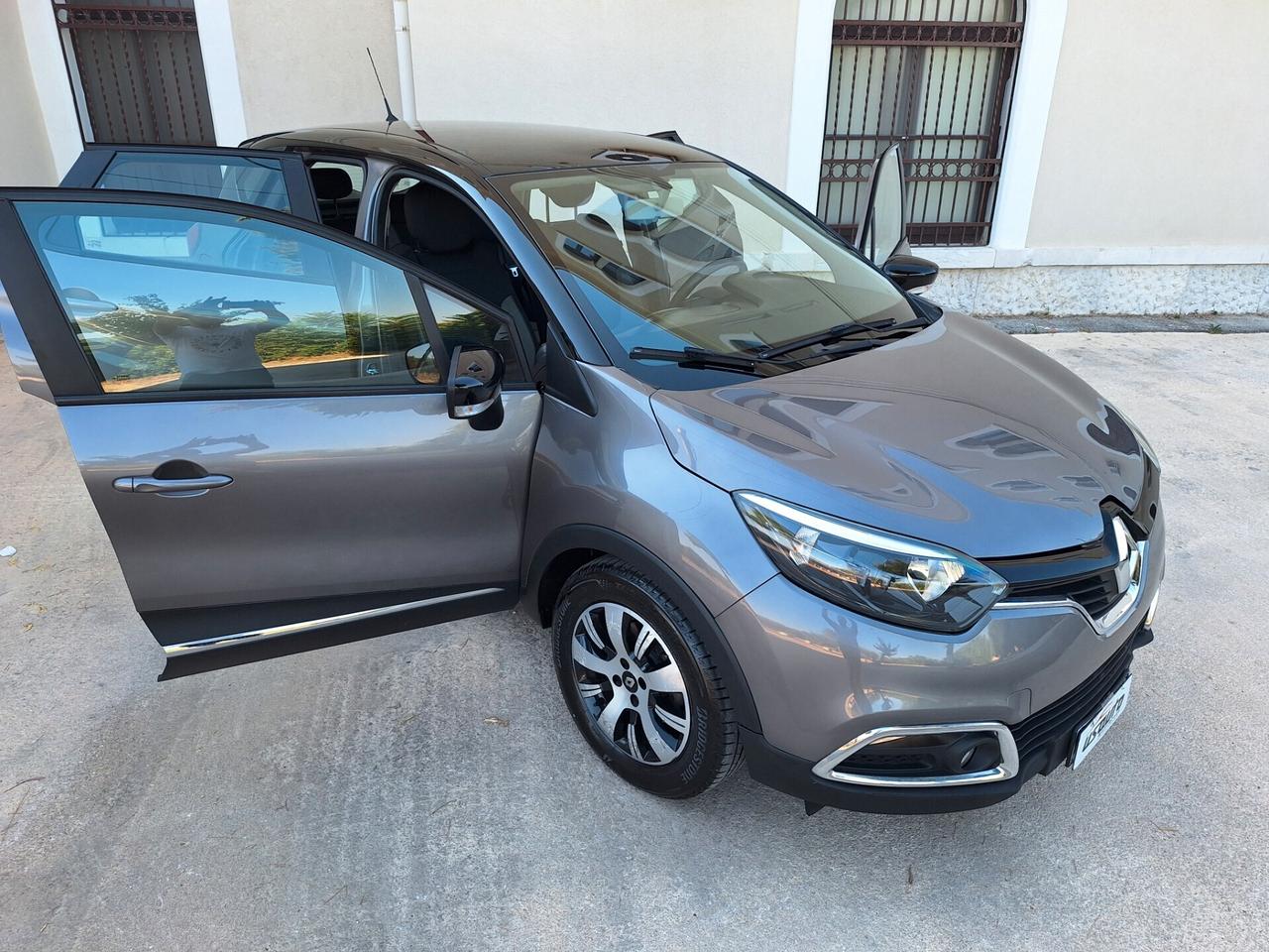 Renault Captur dCi 90 CV NAVI 112000 km 2016