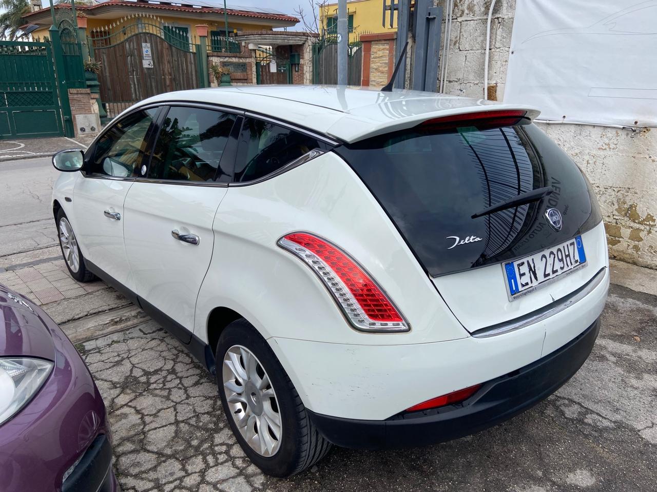 Lancia Delta 1.4 T-Jet 120 CV Silver Ecochic GPL