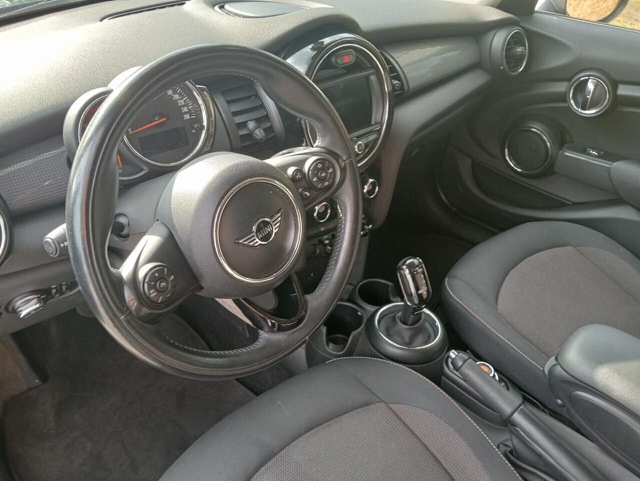 Mini 1.5 Cooper D Hype 5 porte