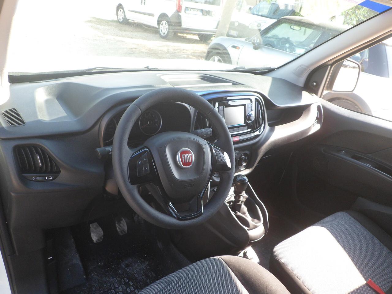 Fiat Doblo furgone maxi-alto xl 3 posti
