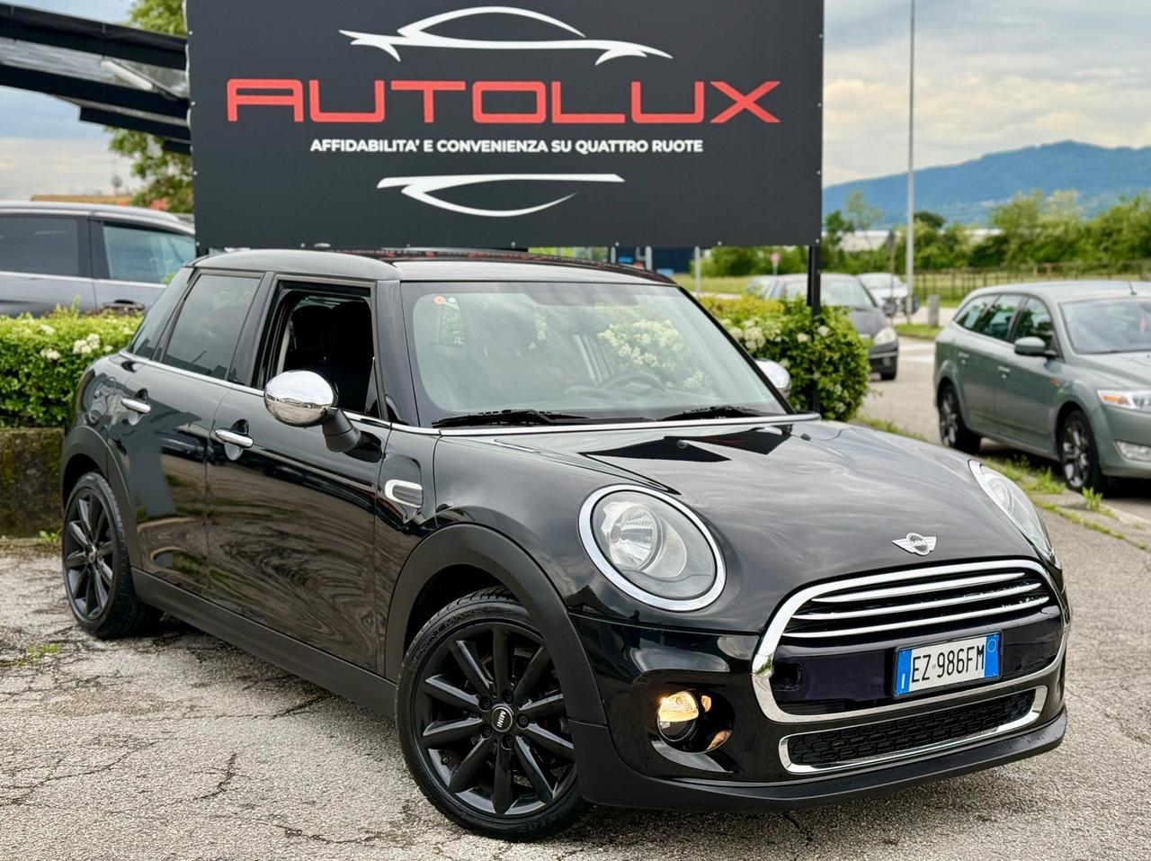 MINI COOPER 1.5BENZINA 136CV 5 porte 2015
