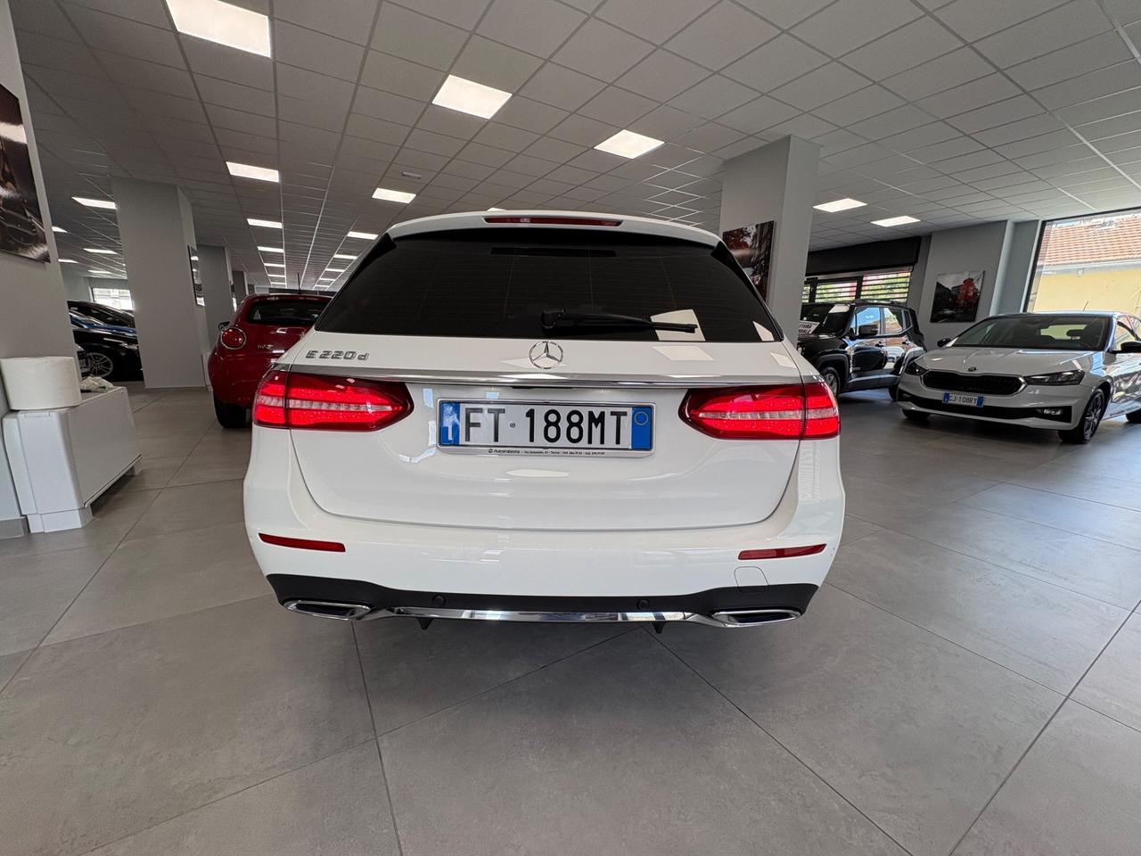 Mercedes E220 AMG 2.0 TDI 194cv 2018 km 150000