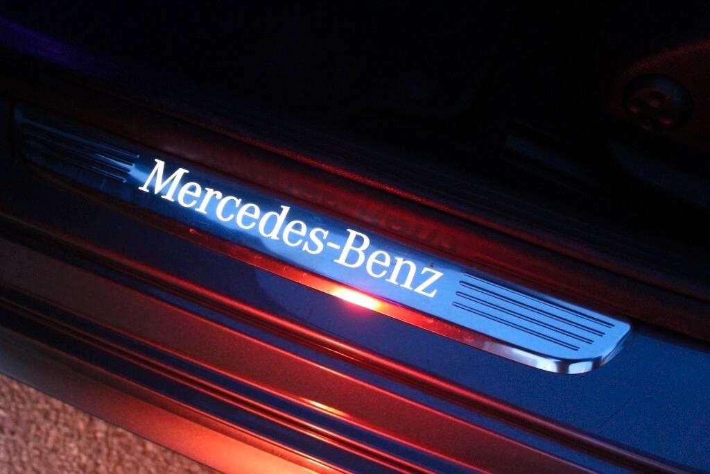 MERCEDES C220d Aut. Premium *AMG *FULL LED *Pelle