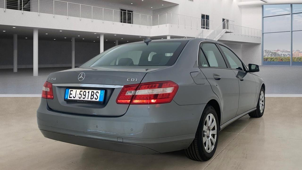 Mercedes-benz E 250 CDI BlueEFFICIENCY Avantgarde 2012