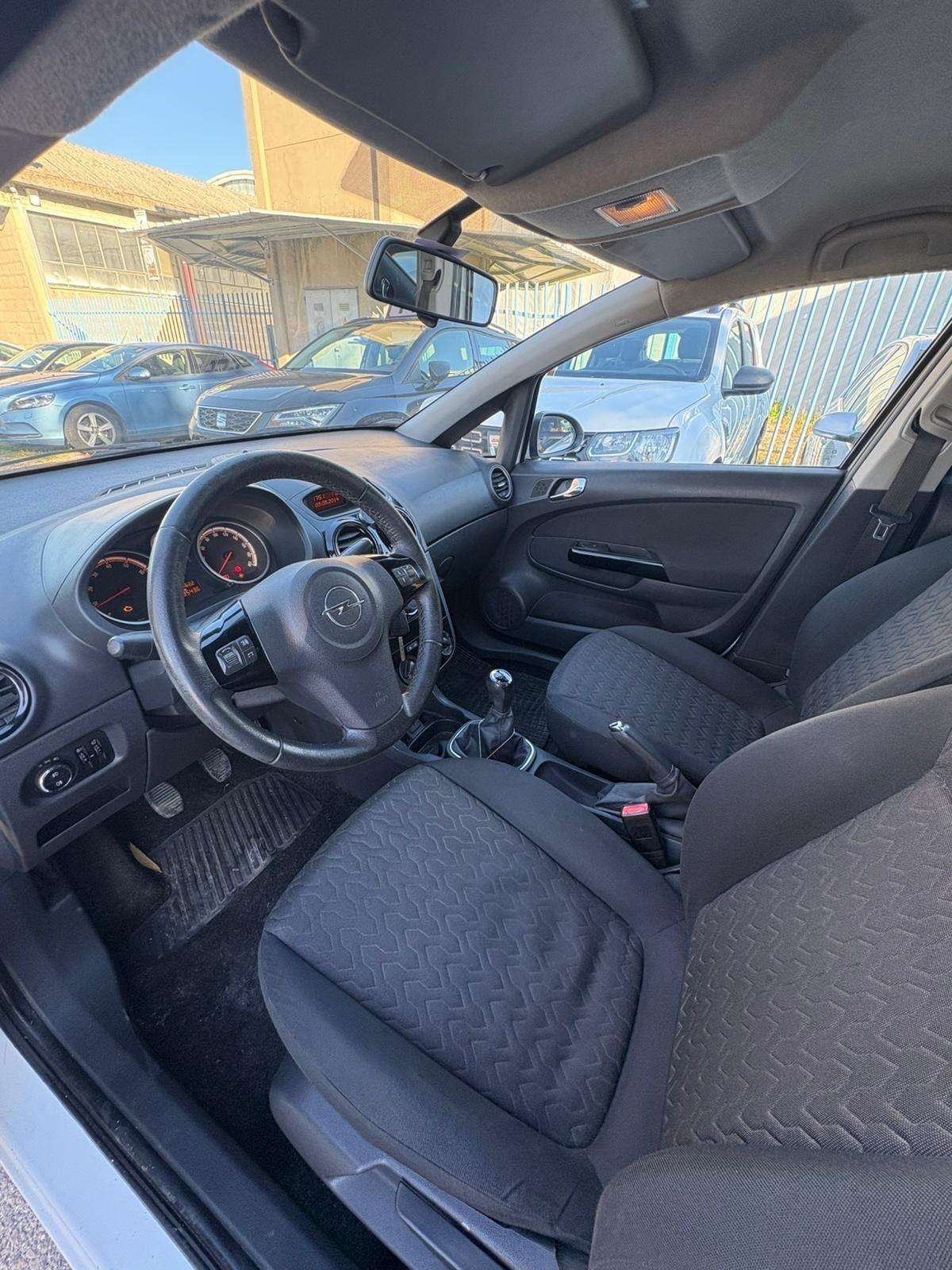 Opel Corsa 1.2 85CV 5 porte GPL-TECH Edition