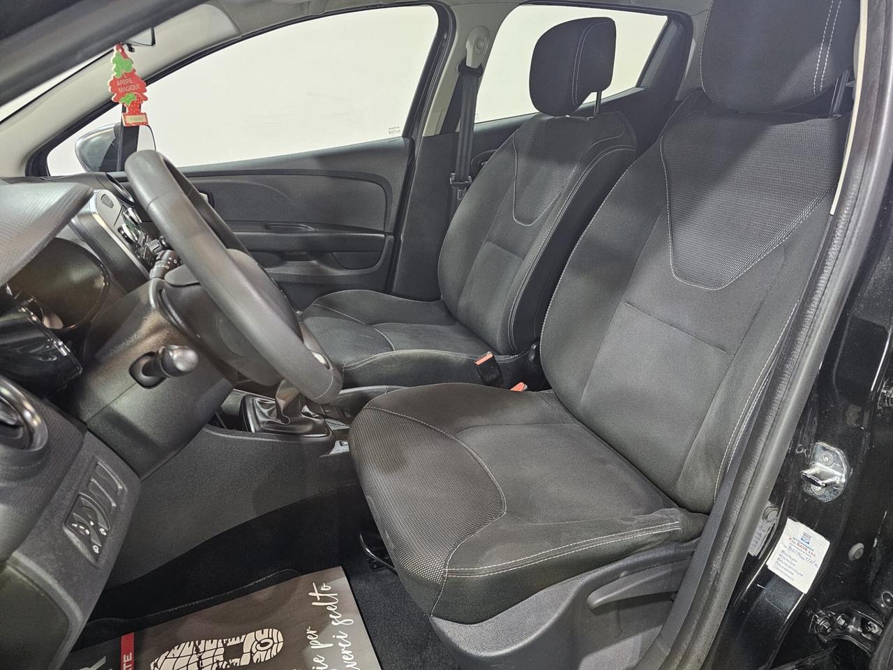 Renault Clio 1.2 75CV 5 porte Life