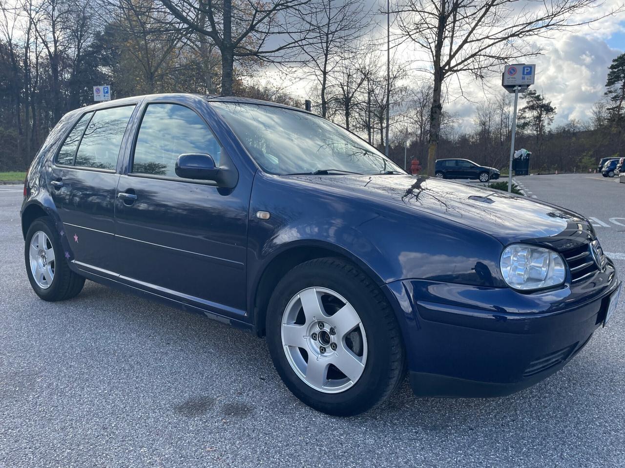 Volkswagen Golf 1.6 cat 5 porte Comfortline*Neopatentati*Cerchi*