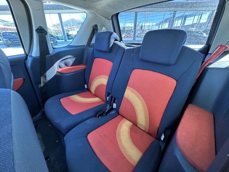 Peugeot 1007 1.4 Trendy