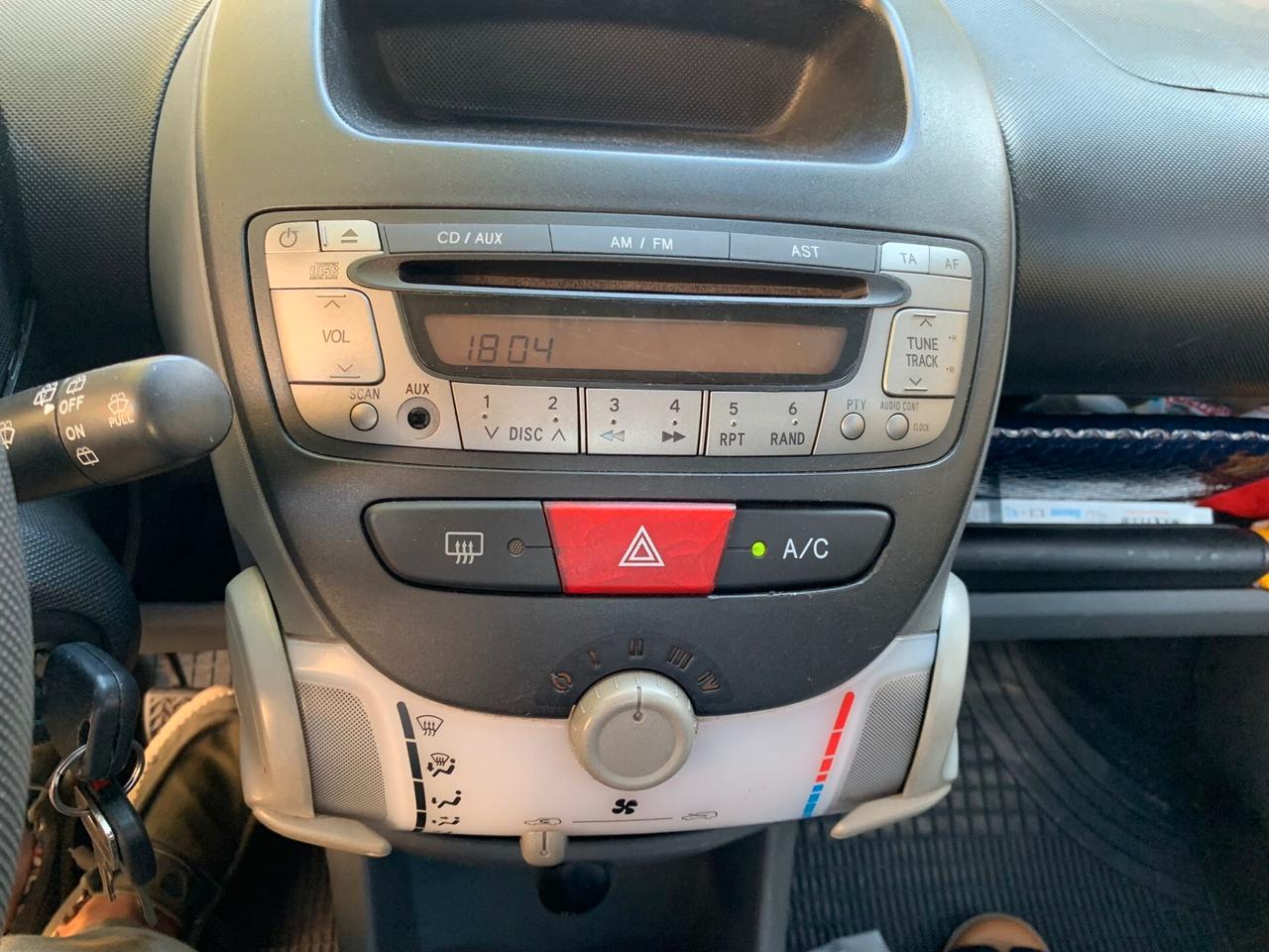 Toyota Aygo 1.0 12V VVT-i 5 porte