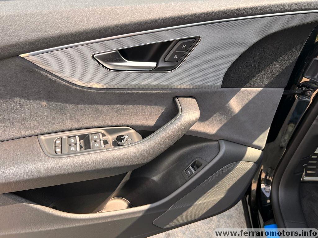 Audi Q8 SUV 50 TDI 286 CV quattro tiptronic S line edition pronta consegna