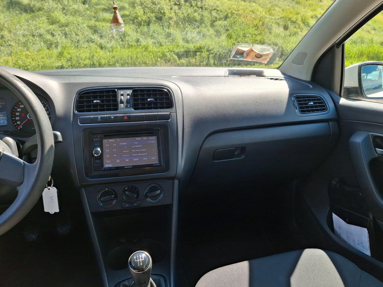 Volkswagen Polo 1.2 5 porte 75cv neo patentati