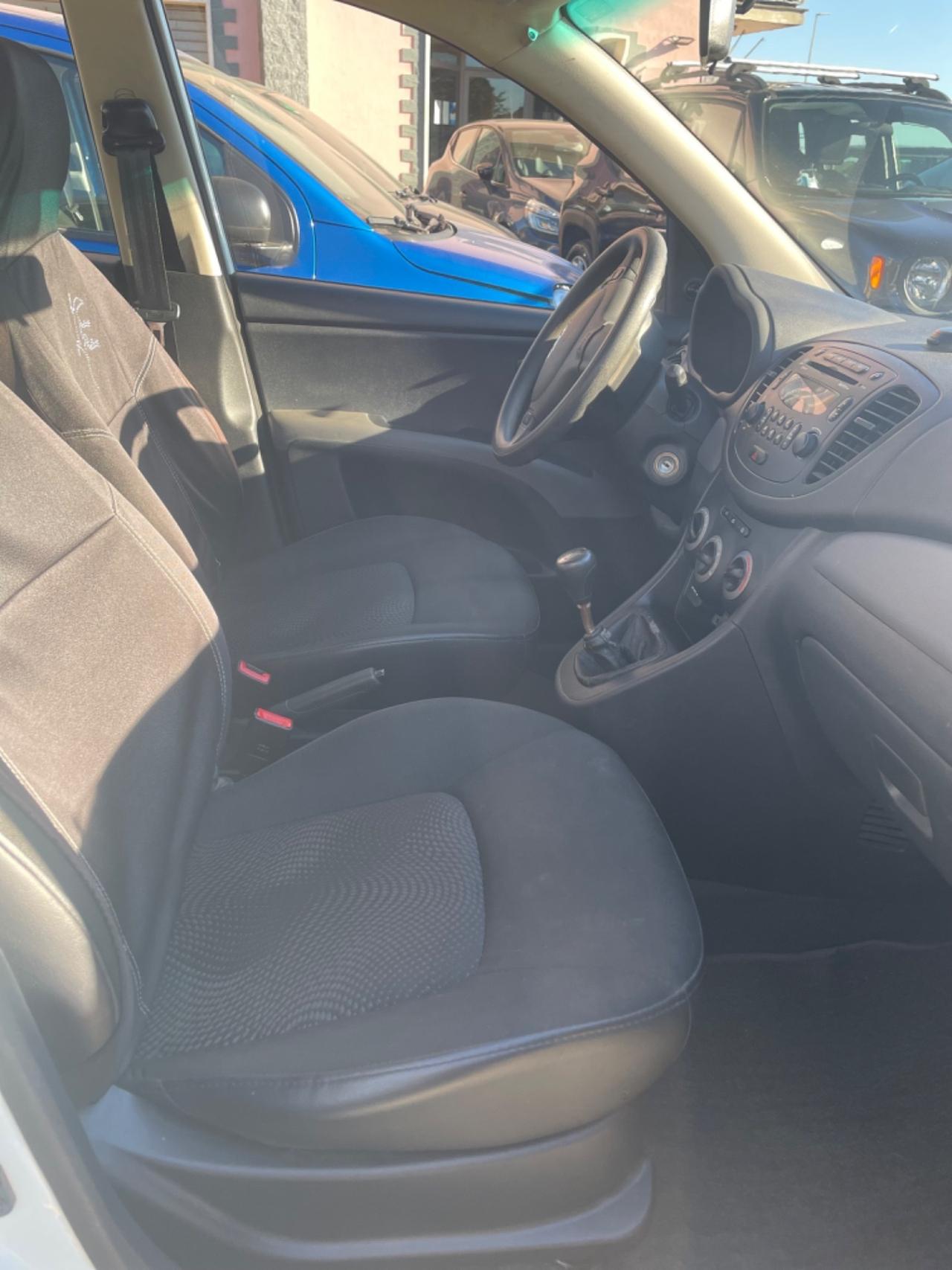Hyundai i10 1.1 12V BlueDrive GPL Sound Edition
