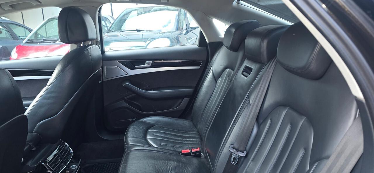 Audi A8 3.0 TDI 250 CV quattro tiptronic