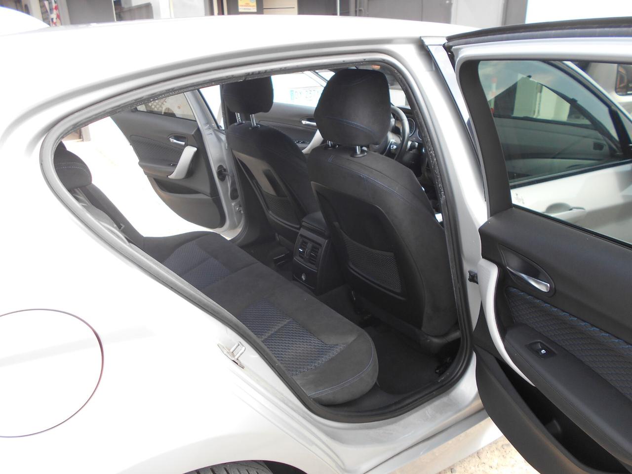 Bmw 116 116d 5p. Msport