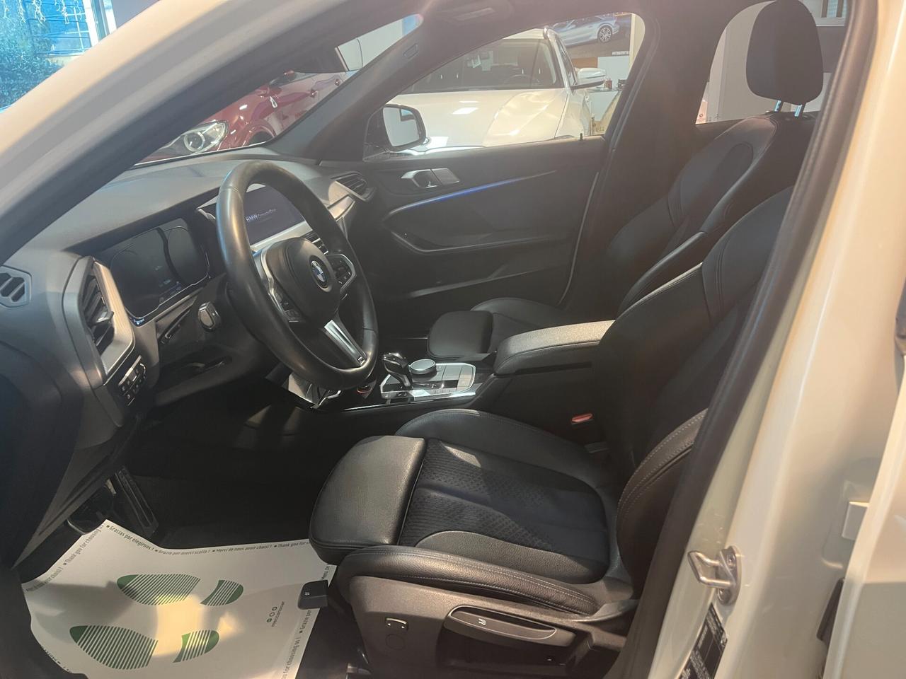 Bmw 118 118d 5p. Msport