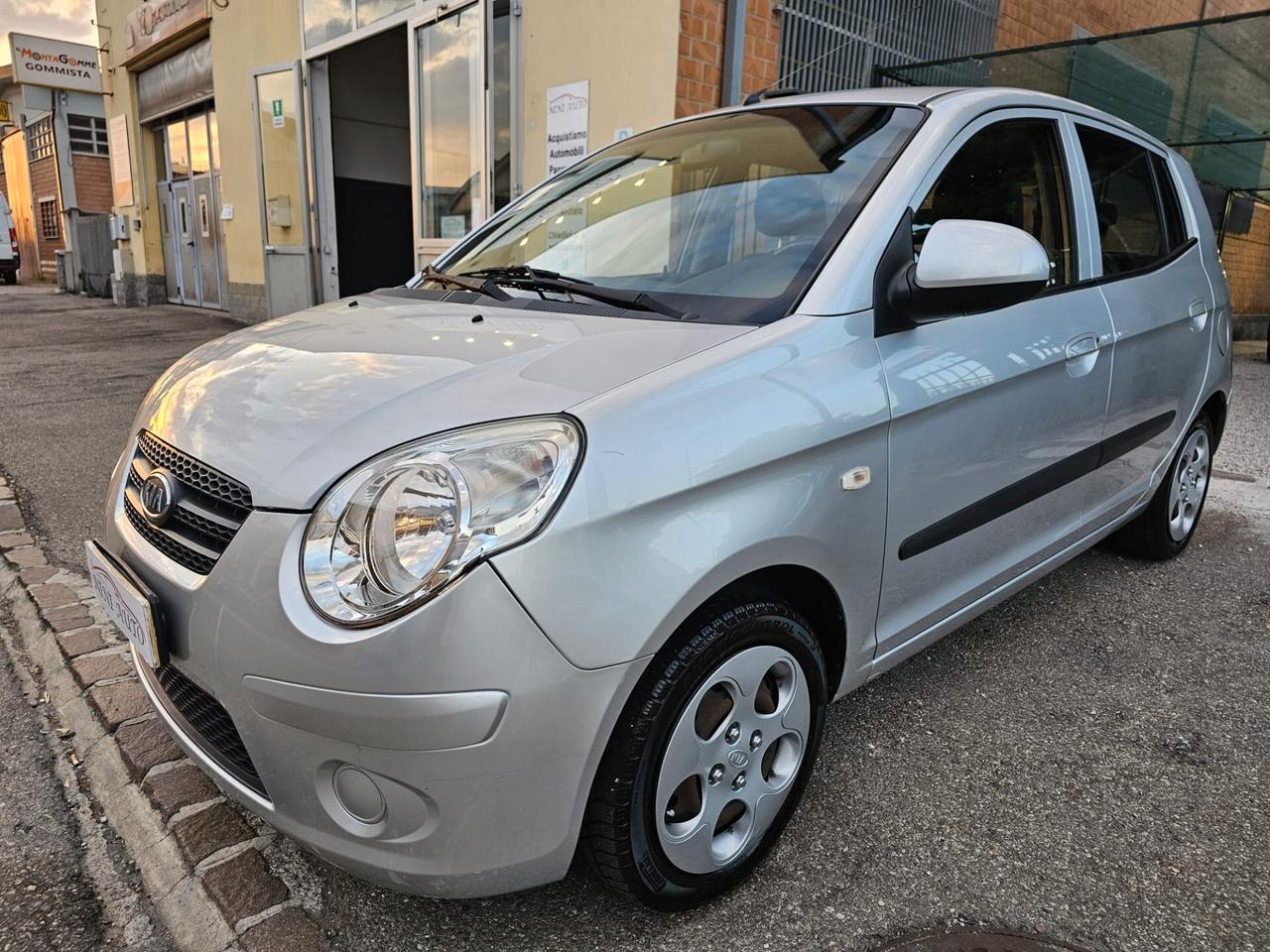Kia Picanto 1.0 60cv Life Bi-Fuel*Impianto GPL*Neopatentati