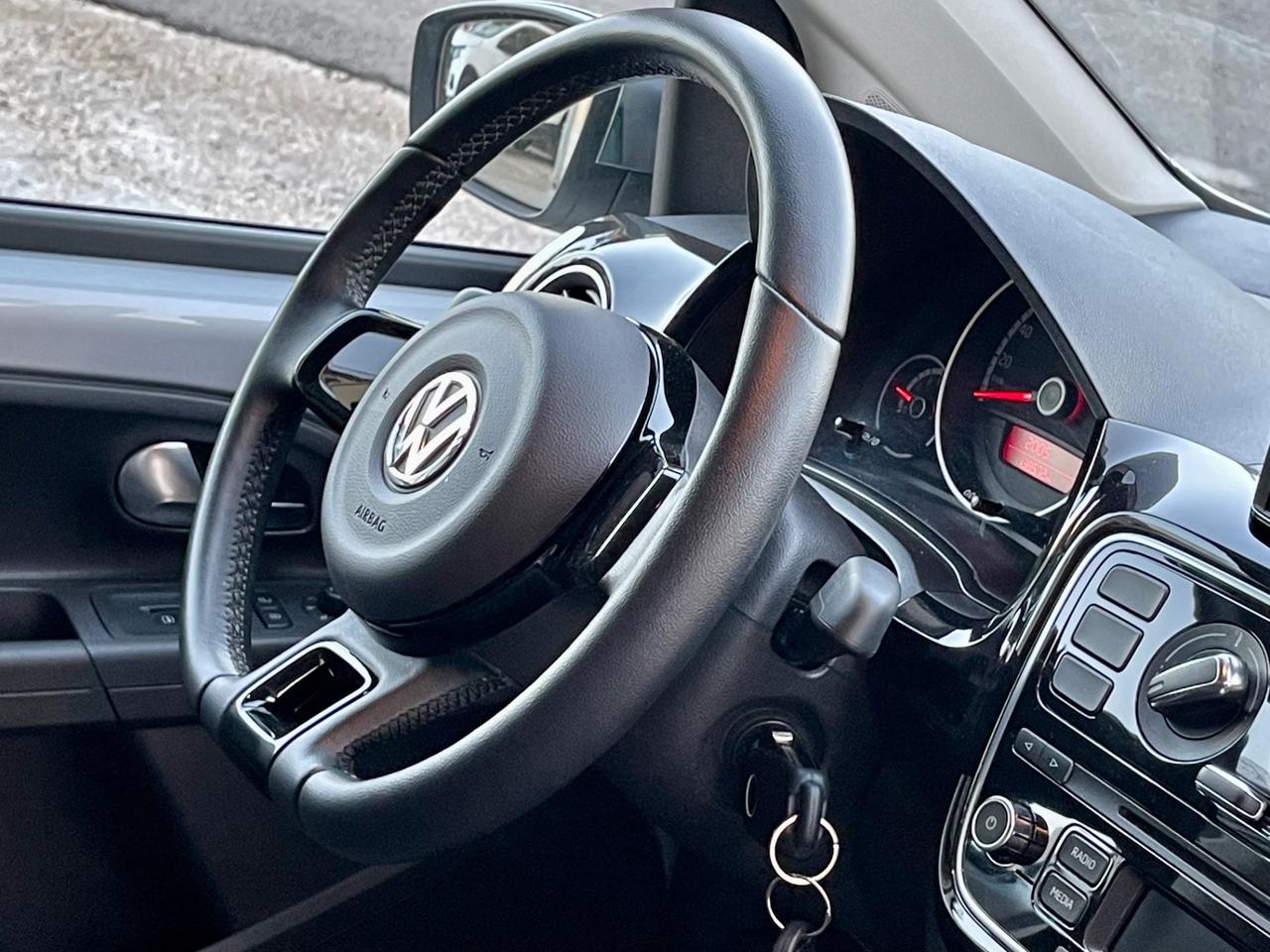 Volkswagen up! 1.0 75 CV 5p. high